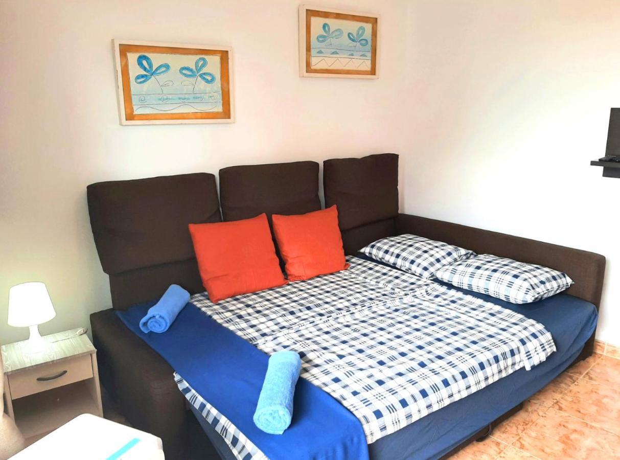 Perfectly Located Apartment With Pool Playa de las Americas (Tenerife) Exterior foto